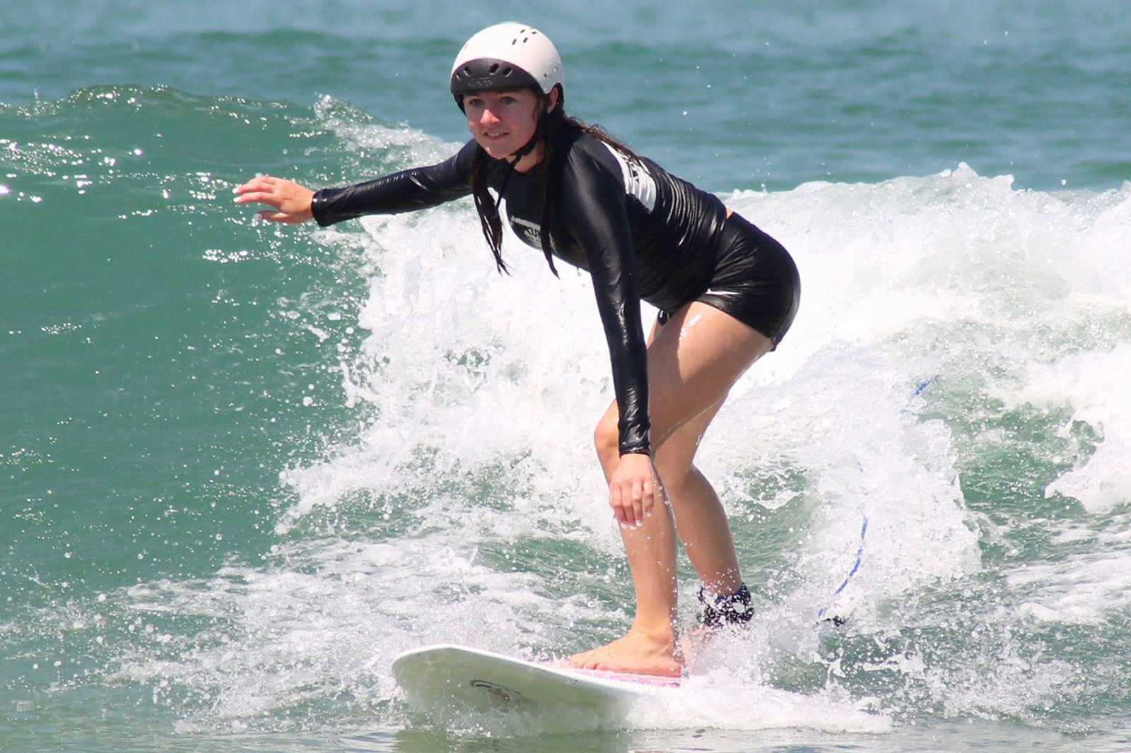 tempat-wisata-keluarga-bali-akhir-tahun-rip-curl-surf-school