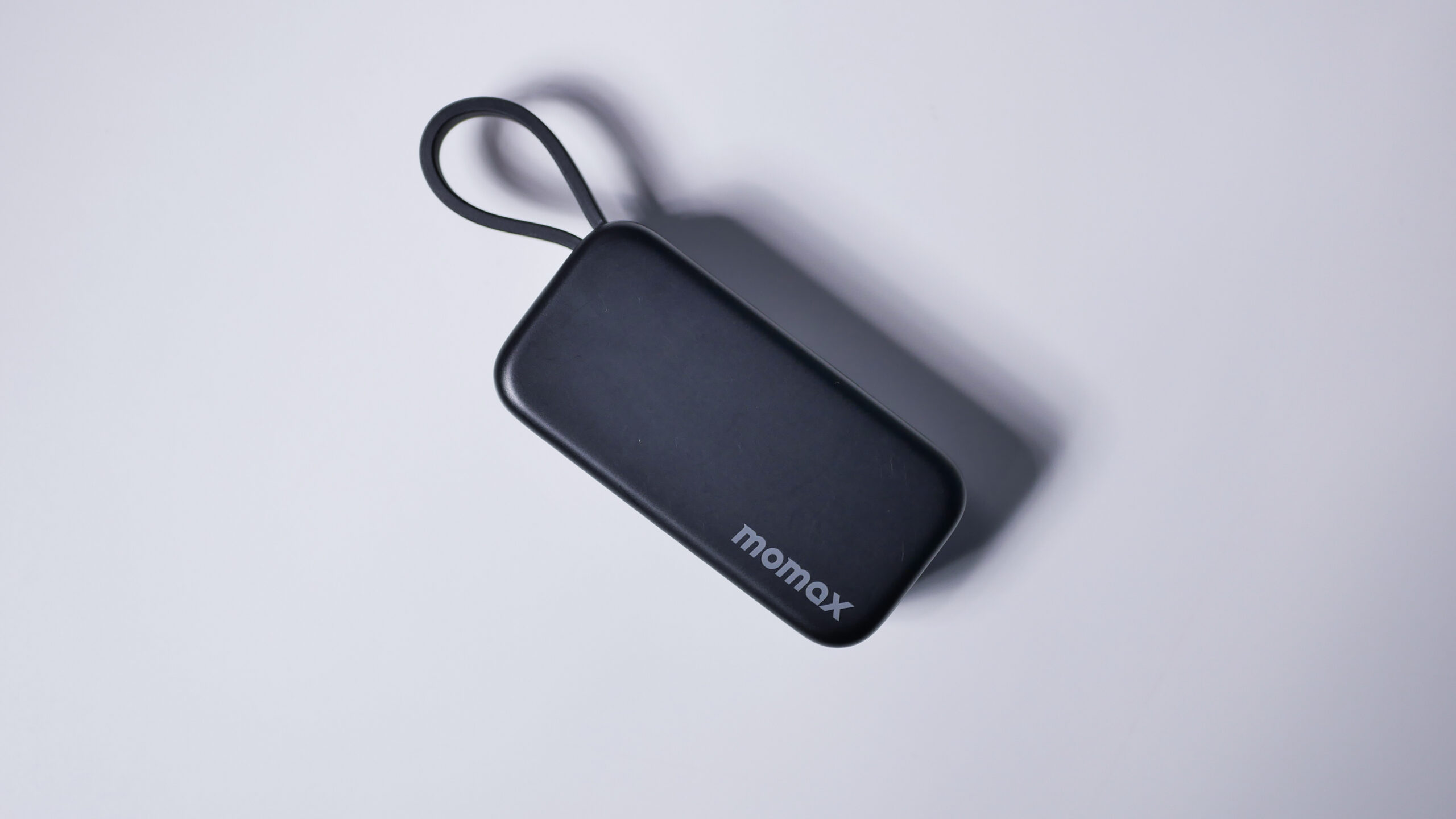 rekomendasi-powerbank-momax-mini