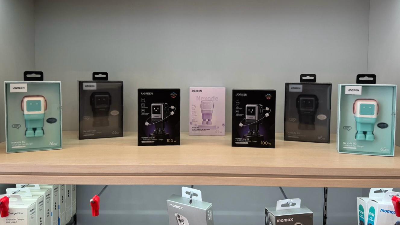 unitag-store-grand-opening-suhat-charger-ugreen